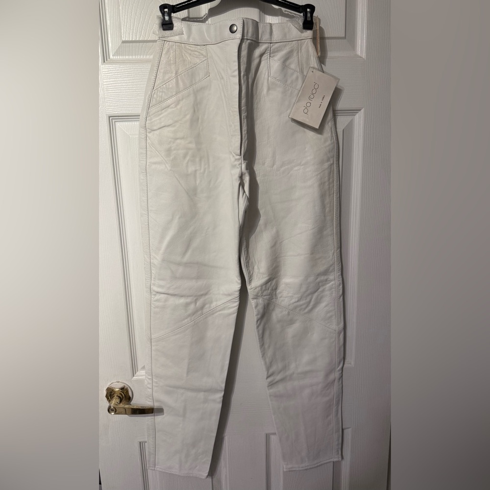 Pia Rucci White leather Vintage pants NWT 4
